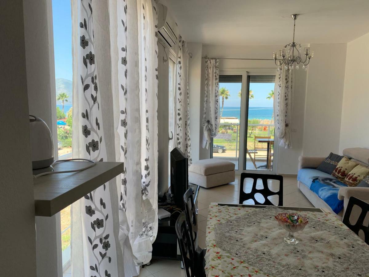 Beachfront Apartment オリクム エクステリア 写真